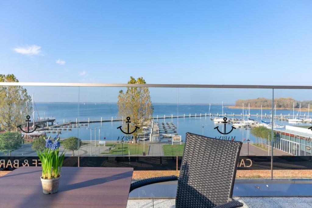 Marina Pallatium Kamien Pomorski Esterno foto